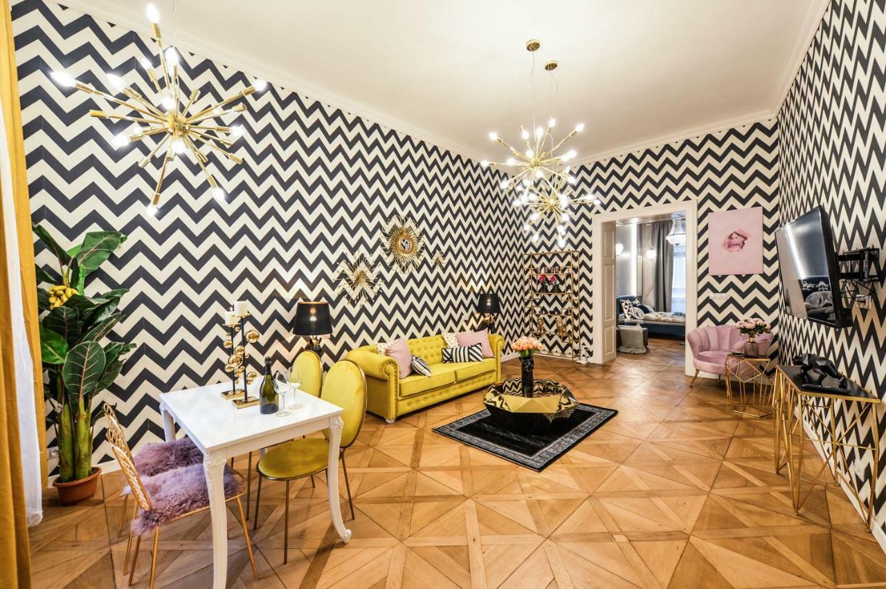 Dali Wenceslas Square Apartment Praga Esterno foto