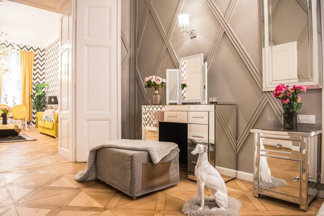 Dali Wenceslas Square Apartment Praga Esterno foto